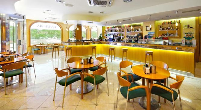 ארטיקסו Hotel Florida מראה חיצוני תמונה